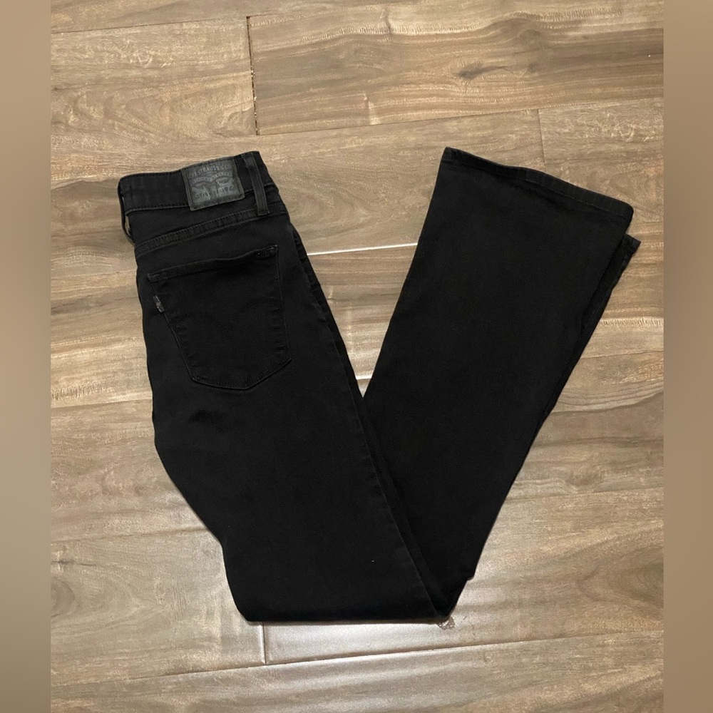 Levi’s women jeans 725 high rise bootcut 27